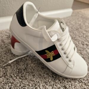 Look Alike Gucci Ace With Bee Womens